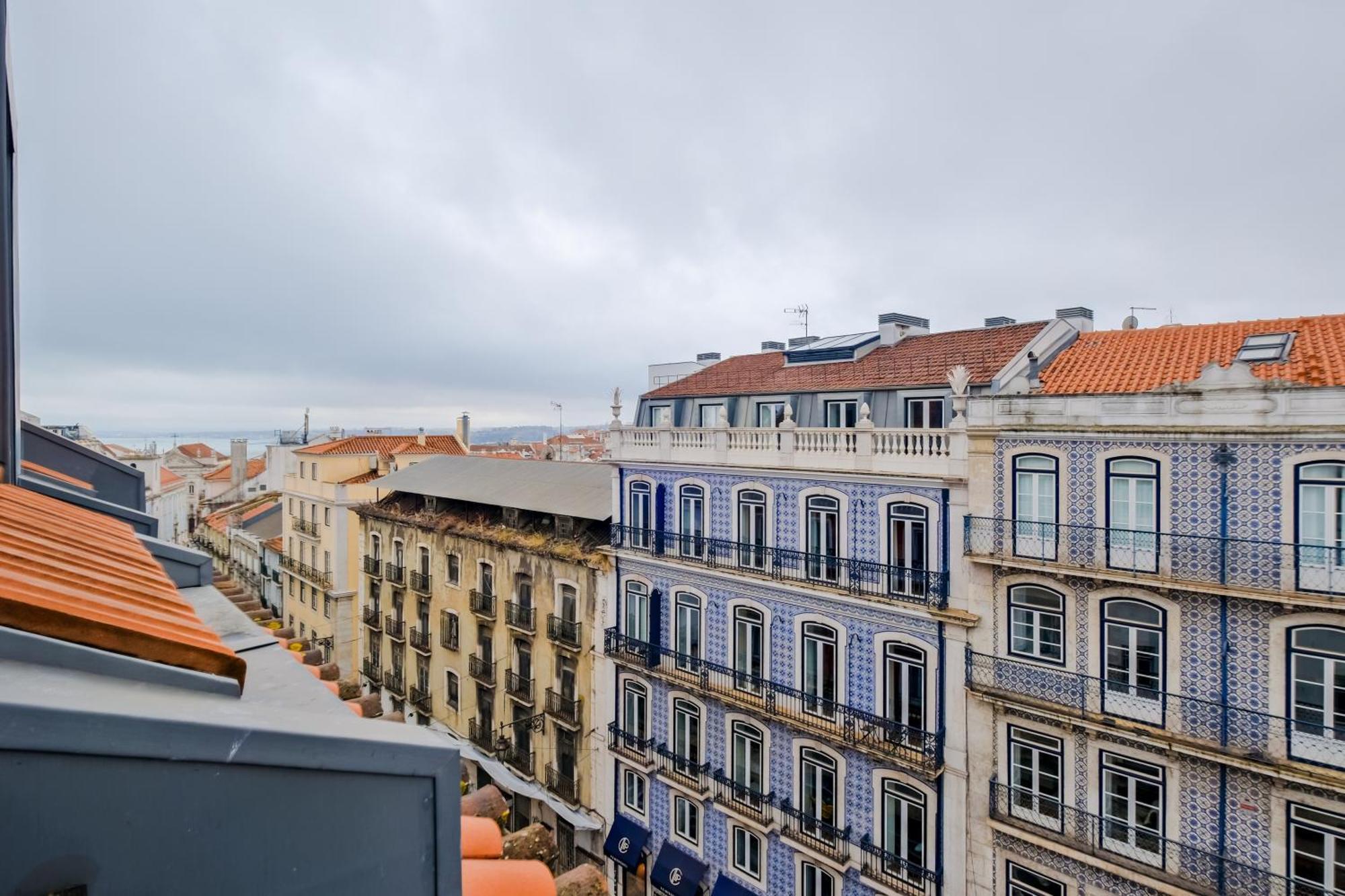 Chiado Arty Flats Apart-hotel